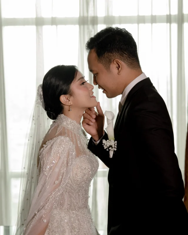 .
In the heart of Jakarta, beneath a sky of promise,
Jhon & Vivi vowed a forever sealed with love 💍🌹
✨ On 21 December 2024, the world paused to witness a love story unfold—
crafted to perfection by @skywedding_organizer,
and wrapped in elegance at the timeless LUMIRE Hotel Jakarta 💒🌟

Two souls, one path, a thousand dreams ahead 💕
This was more than a wedding... it was destiny in motion.

#JhonAndVivi #WhispersOfForever #SkyWeddingOrganizer #LUMIREJakarta #LoveInBloom #WeddingPoetry #21Dec2024 #JustMarried #JakartaWeddings #AllInWeddingPackage 💫🕊️💐💞💍🎶🎀👰🤵🥂📸